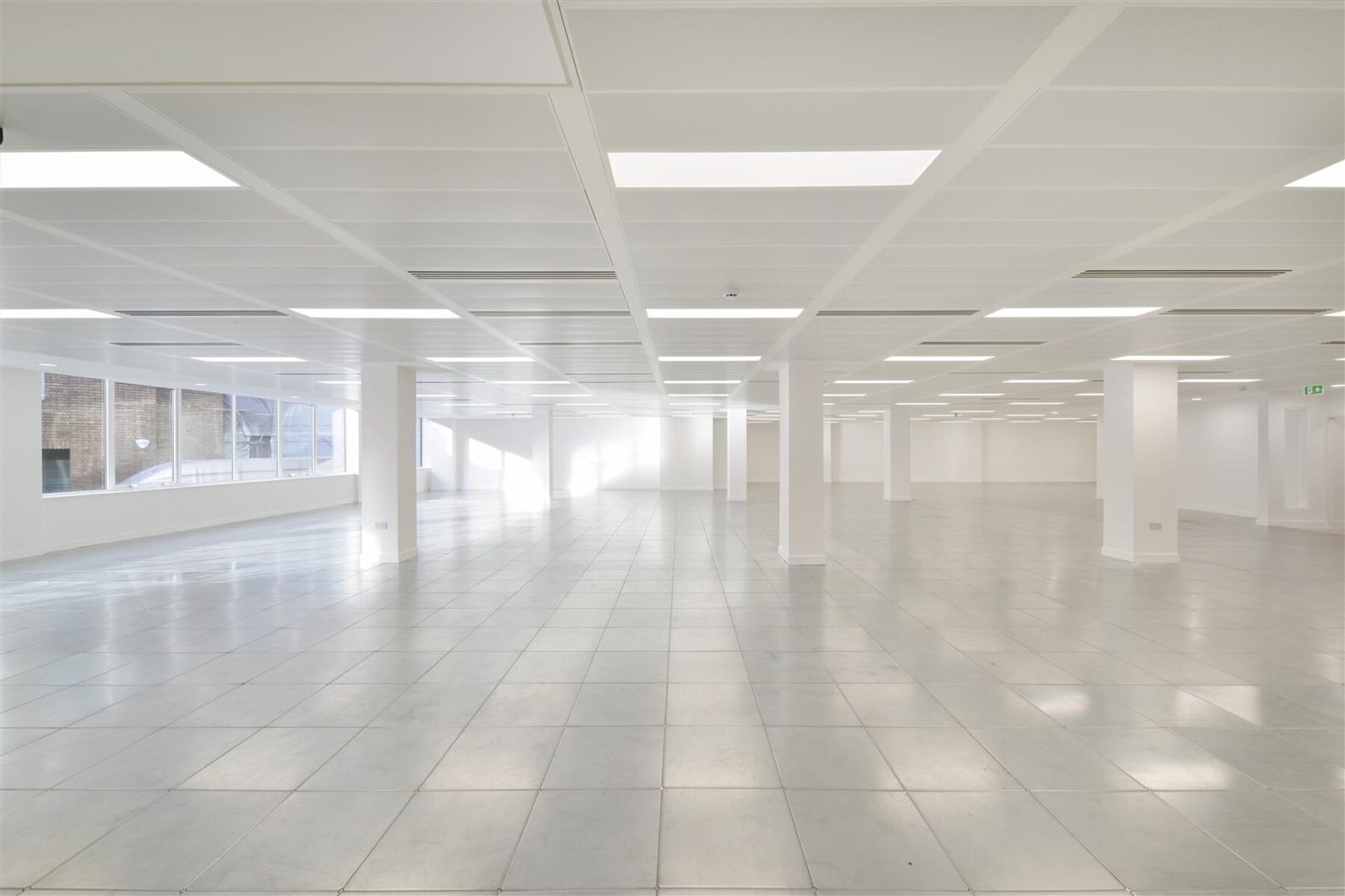 12-18 Grosvenor Gardens Cat A office floor as delivered